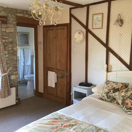 Barn Park Farm, Bed And Breakfast Stockland Екстериор снимка